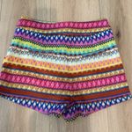 Contemporary Cottage Shorts Photo 1