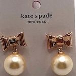 Kate Spade Cream Gold ALL WRAPPED UP IN PEARLS Bow Faux Pearl Earrings Photo 1