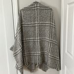 Ann Taylor  herringbone grey and white wrap in ONE SIZE Photo 4