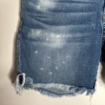 Arizona Jeans Arizona Jean Co light wash paint splatter fringe hem denim Bermuda shorts size 9 Photo 3
