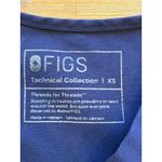 FIGS Catarina One Pocket Scrub Top Womens Navy Size Xsmall Photo 4
