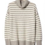 Gap Turtleneck Sweater Photo 0