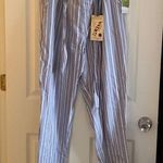 1st Kiss  pants Photo 0