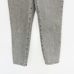 Madewell  The Mom Jean in Yarn Dyed Denim Size 25 Photo 5