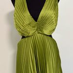 Abercombie Athletics NWT Abercrombie & Fitch green Pleated Cut Out Maxi Photo 3