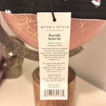 Alice + Olivia by Stacey Bendet Reversible Bucket Hat Daisy Floral New w/ tags! Photo 3