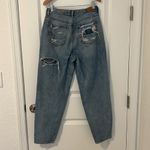 American Eagle  Relaxed Mom Jeans Size 4 Destructed High Waist Light Wash Photo 13
