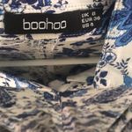Boohoo  Floral Printed Button Ups Photo 4