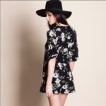 Winwin  Black Floral Print V-Neck Romper Size Small Photo 7