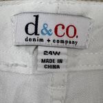 Denim & Co NEW D&Co White Cropped Jeans Embellished Pockets Size 24W Photo 5
