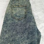 SheIn  Acid Wash Chain Jeans Photo 4