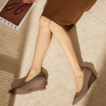 VIVAIA 43 US 11 Pointed Photo 0