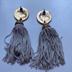 Francesca’s Collection‎ Gray Tassel Earrings Photo 2