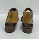 Gee Wa Wa Faye Leather Sandal Size 8 mustard tan distressed Photo 6