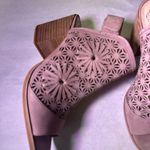 Vince Camuto Beige Cutout Block Heel Sandals Photo 7