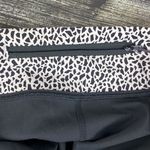 Lululemon Black Animal Print Mid Rise Capri Legging Pants 12 Photo 3