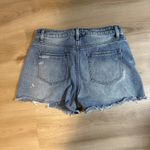 Time and Tru Womens Size 8 High Rise Distressed Denim Jean Shorts Blue Photo 3