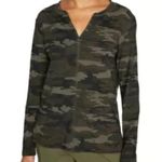 Sanctuary Ives Long Sleeve Top in Forest Camo Green Size Medium NWT Photo 0