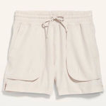 Old Navy NWT Women’s High-Waisted StretchTech Shorts Size XL Photo 0