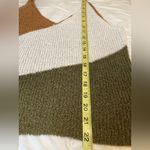 Versona  V-Neck Sweater Vest in Cream, Brown, and Green Size:L Photo 3
