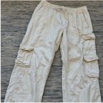 Old Navy Cream Wide-Leg Cargo Pants Photo 3