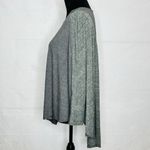 Alo Yoga Gray Kimono Style Pullover Size S Shirt Hi-Low Hem Lightweight Soft Photo 3