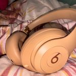 Beats  Wireless Studio Photo 0