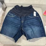 Old Navy ON Maternity Shorts Photo 0