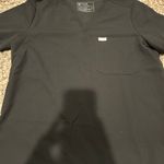 FIGS  scrub Top Photo 4