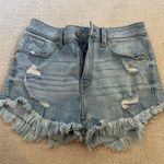 Eunina  high rise jean shorts  Photo 3
