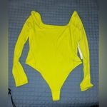 Lululemon NWT Wundermost Nulu Square-Neck Long Sleeve‎ Bodysuit L Neon Yellow Photo 3