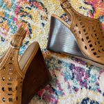 Tommy Bahama Tommy Bahamas Cayman Tan Brown Leather Slingback Wedges Photo 4