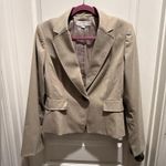 Tahari  Women’s  Tan Blazer size 8 Photo 0