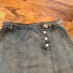 Women’s size medium Gilli brand denim skirt‎ Photo 1