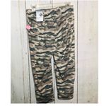 Xersion Lounge Womens Olive Camo Capri Sz S Photo 2