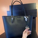 Michael Kors New shoulder bag adjustable hand strap genuine leather Sliver Logo Photo 4