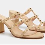 French Sole Foster Gold Triangle Stud Sandals Beige Leather 7.5 Block Heel Photo 0