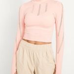Old Navy  medium seamless go-dry performance crop top long sleeve thumb hole nwt Photo 9