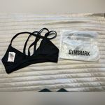 Gymshark Women's Black sports bra Photo 1