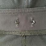 Lululemon  Athletica Black Capri Back Mesh Logo Capri Running Pants SZ XS # 1481 Photo 7