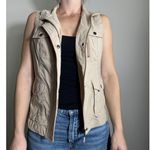 Orvis  Tan Utility Zip Up Vest Size Small Photo 3