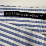 Talbots  Relaxed Chino Short 7" Inseam Cotton Seersucker Blue White Size 24W Photo 3