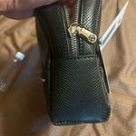 Adrienne Vittadini  black largecosmetic bag Photo 5