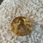 Beautiful brooch like new condition unmarked I cannot tell if this is vintage. Photo 1