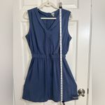 Converse  One Star Women's Size S
Black Pleated‎ Midi Sleeveless V-Neck
Dress Photo 2