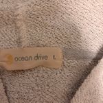 Ocean Drive Cropped Sweatshirt Photo 3