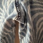 BDG  Rih Extreme Baggy Jean in Medium Swirl Wash Size 28 Waist High Rise Photo 10