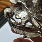 KJL (Kenneth Jay Lane) For Avon Faux Marcasite Faux Pearl Flower Brooch Pin Silver Photo 7