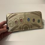 Lounge Fly Marvel Avengers Infinity War Thanos Gauntlet‎ wallet nwt Photo 3