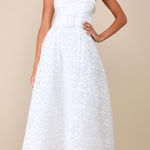 Lulus NWT  Enviable Grace White Burnout Strapless Belted Midi Dress Wedding Sz M Photo 0